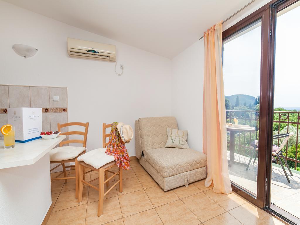 Apartments Viktorija Petrovac Exterior photo